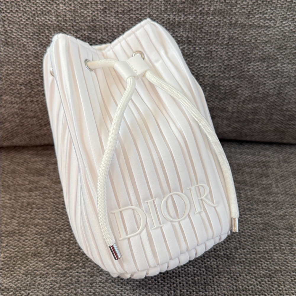 Dior Beauty Pleated Drawstring White Pouch Cosmetic Bag New Authentic - Picture 6 of 17